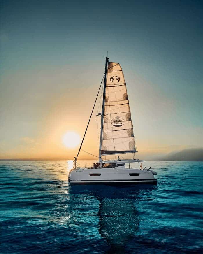 Catamaran-Grupo-Olivencia-Inicio-1